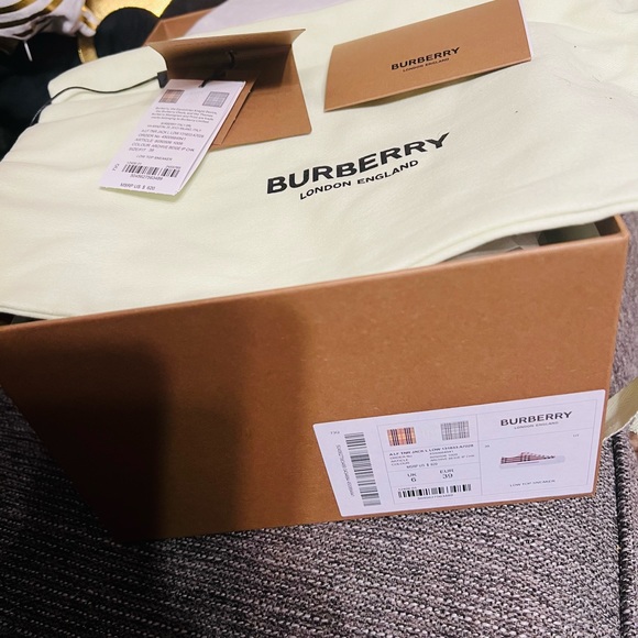 Burberry Jack Checked Sneakers****SOLD******** - Picture 4 of 11